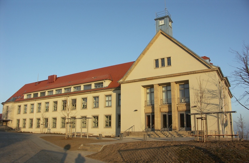 Sitz der Professur Verarbeitungsmaschinen / Verarbeitungstechnik an der TU Dresden.