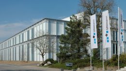 Hauptsitz der Uhlmann Pac-Systeme GmbH & Co. KG in Laupheim, Deutschland