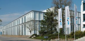 Hauptsitz der Uhlmann Pac-Systeme GmbH & Co. KG in Laupheim, Deutschland