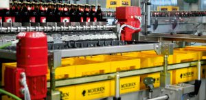 Im dezentralen Packer arbeiten noch weitere Elektromotoren und Getriebe von SEW-EURODRIVE. Bild: SEW-Eurodrive