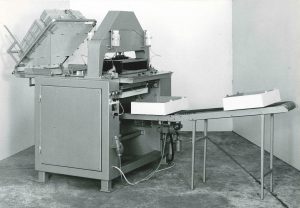 TU KHS Kartonaufrichter 1970