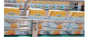 Sternenfrucht hat sich für die Fülltechnologie von SIG Combibloc entschieden. Die Füllmaschine des Typs CFA 209 wurde im mitteldeutschen Liebenburg installiert. (Bild: SIG Combibloc)