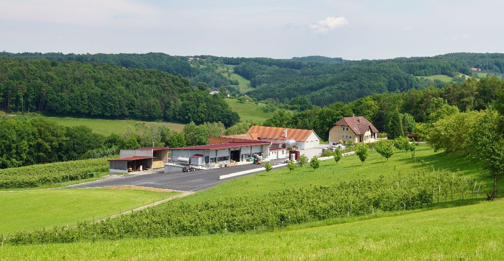 Der Biobetrieb Kochaufsaft GmbH in Gleisdorf bei Graz: Über eine Million Flaschen im Jahr werden verarbeitet.