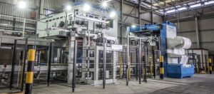 Für Palettierung und Verpackung stehen ein paletpac 3000 und eine stretch hood A von BEUMER zur Verfügung.