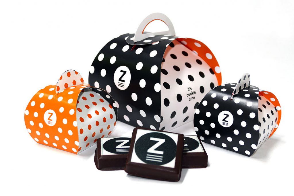 Zanpack silk²: hier als Cookie-Bag und Schokoladenverpackung. Bild: ©Thomas Geisel für Zanders