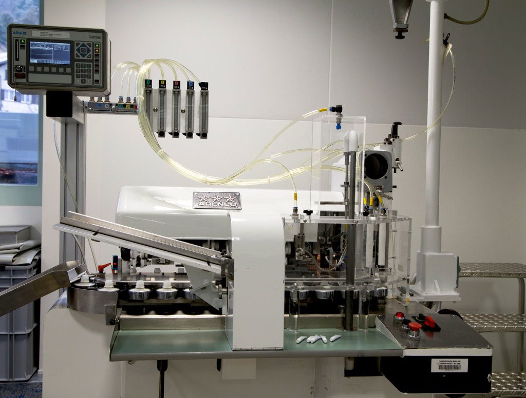 Tubenabfüllmaschine von Norden bei Glaropharm