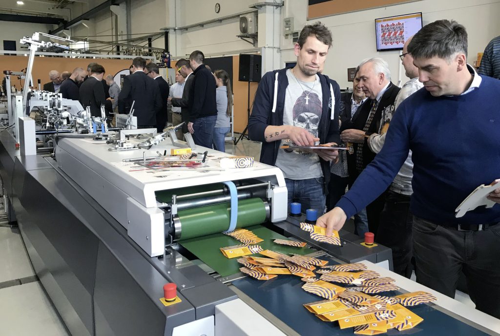 Maschinen vernetzen, Menschen vernetzen