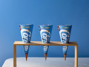 Kräftige Farben bestimmen den Relaunch von Cornetto (Bild: Langnese)