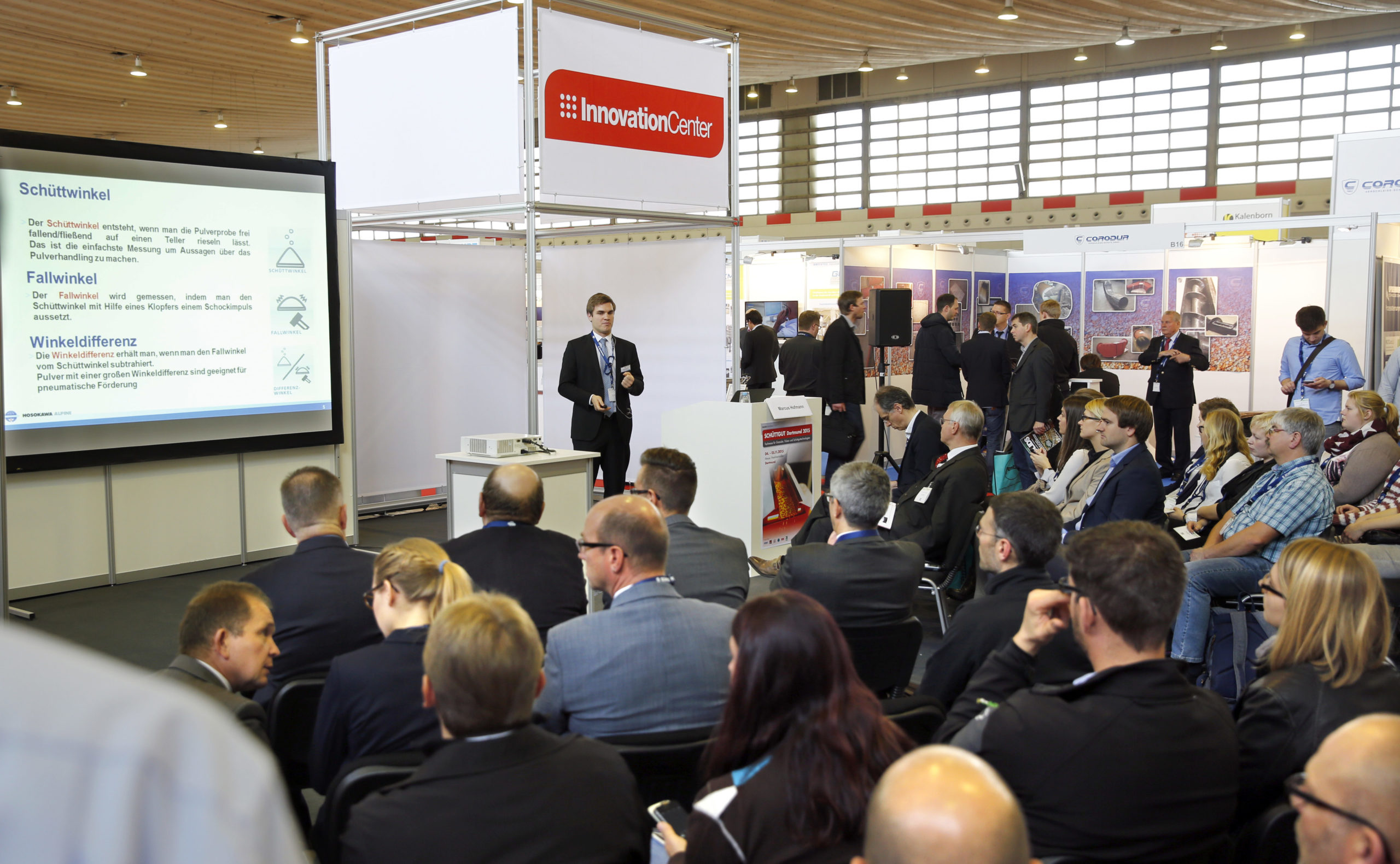 Gut besucht: das InnovationCenter auf der Schüttgut. (Bild: Easyfairs Deutschland)