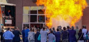 Live-Explosionen auf der SOLIDS und Recycling-Technik 2018 in Dortmund