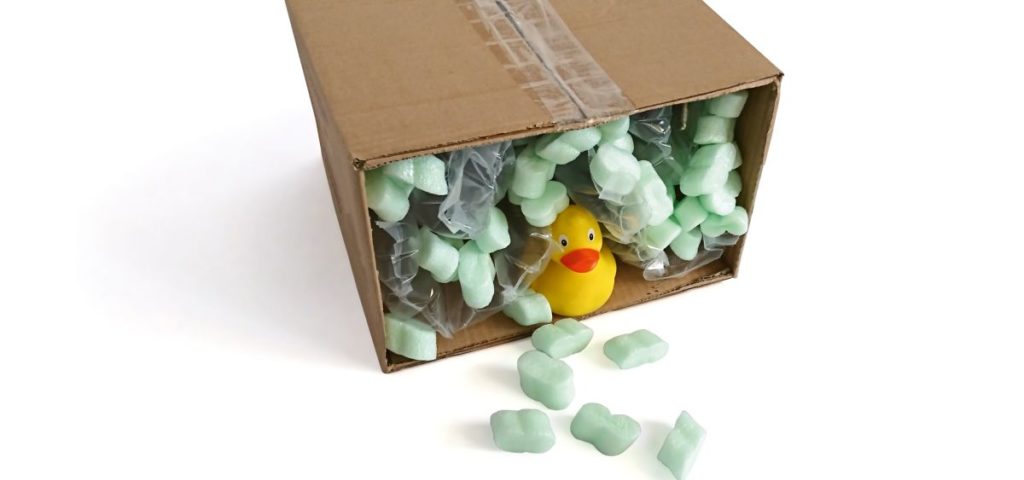 Zu große Verpackungen (Bild: DS Smith)