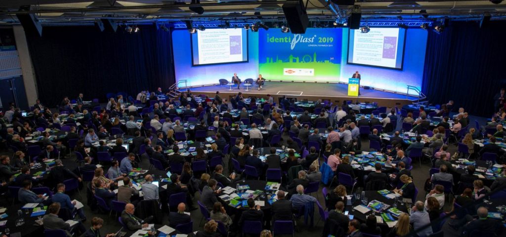 Volles Haus bei der IdentiPlast 2019 in London (Bild: Plastics Europe)