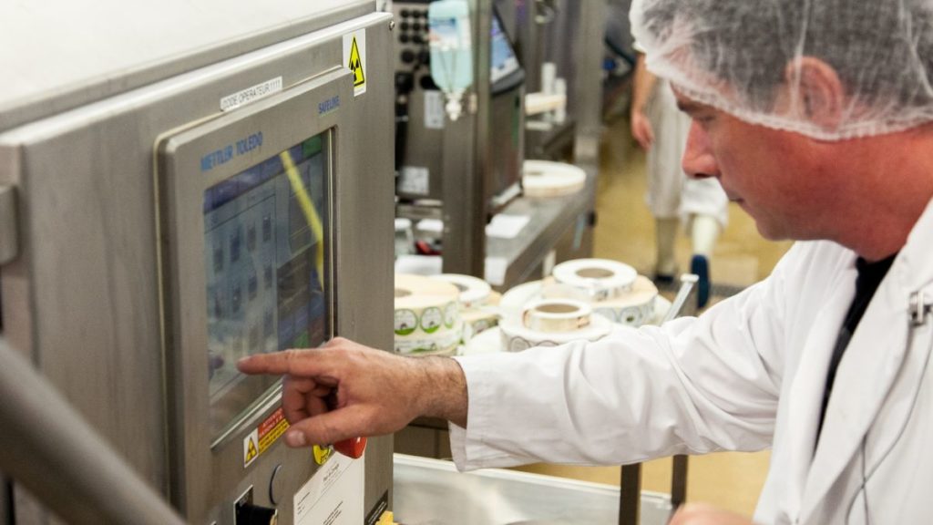 Qualitätssicherungssystem bei Ferme des Peupliers (Bild: Mettler-Toledo)