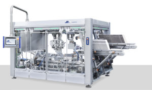 Kompakte End-Verpackungsmaschine KWH-DT (Bild: J+P Maschinenbau GmbH)