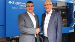 Siegfried Köhler (l.) und Gerd Liebig (Sumitomo (SHI) Demag Plastics Machinery GmbH)