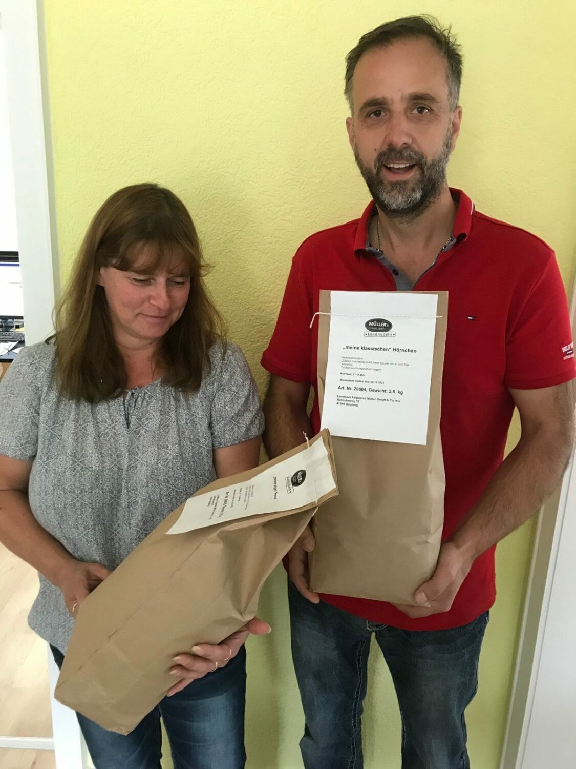 Nudelverpackungen aus Papier für Großabnahmer (Bild: andhaus Teigwaren Müller)