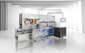 Moderne Tafelpackmaschinen bieten eine hohe Flexibilität, Produktsicherheit, Verfügbarkeit und eine Leistung von bis zu 215 Tafeln pro Minute. (Bild: Loesch Verpackungstechnik GmbH)