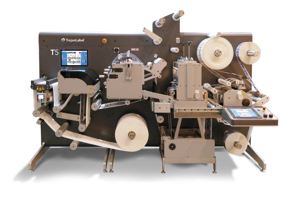 Der TrojanLabel T5 ist die neue All-in-One-Lösung für Digitaldruck und Inline-Etikettierung von AstroNova. (Bild: AstroNova)