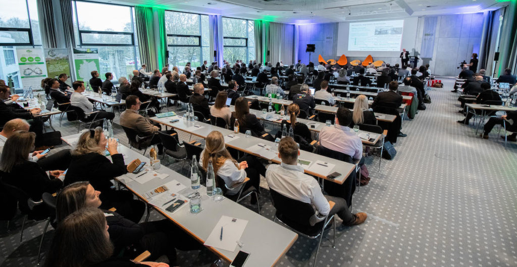 Rund 150 Teilnehmer aus 22 Ländern waren der Einladung nach Wiesbaden gefolgt und erlebten zwei erkenntnisreiche Tage. (Bild: RIGK)