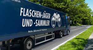 Mobiles Zählzentrum für gebrauchte PET-Pfandflaschen und Getränkedosen entlastet den Handel. Bild: Alba Group)