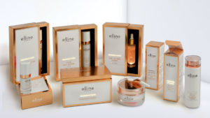 Die internationale Fachjury zeichnete den Verpackungsspezialisten Karl Knauer in der Kategorie „Luxury“ für die leuchtende Kosmetik-Verpackung der Anti-Aging-Pflegeserie „Treasures of Youth“ von elline Switzerland aus. (Bild: Karl Knauer KG)