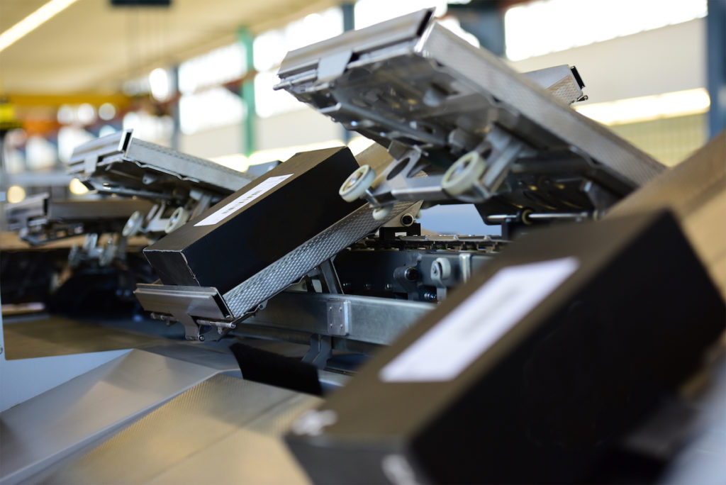 Das ungarische Unternehmen Shoebox ergänzt sein Distributionszentrum im Frühjahr 2020 mit einer denisort-Linie von der schweizerischen Ferag AG. (Bild: Ferag AG)