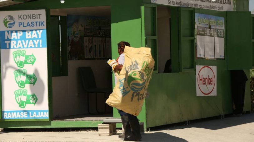 Plastic-Bank-Sammelcenter in Haiti (Bild: Henkel)