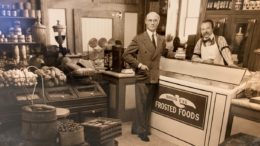 Vor 90 Jahren konnte man in den USA in einem kleinen Lebensmittelgeschäft erstmals tiefgekühlte Produkte kaufen.