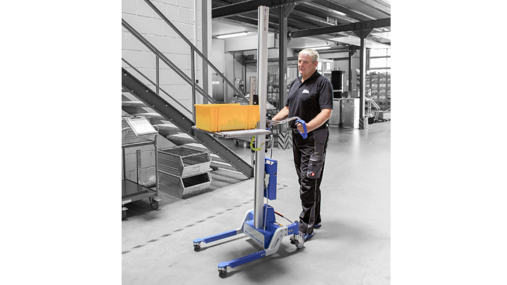 Heben, Senken, Holen, Bringen, Positionieren: Für intralogistische Anwendungen wurden die hochflexiblen Flurförderzeuge der Baureihe lift2move entwickelt. (Bild: Expresso)