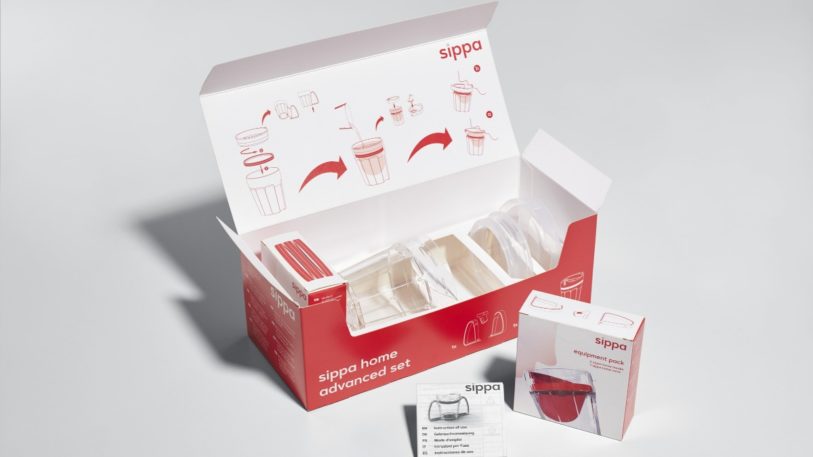 Faller Packaging hat die Verpackung für die Trinkhilfe Sippa von iuvas produziert