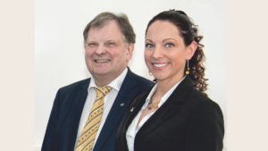 Ehemaliger Heinz-Glas Geschäftsführer Carl-August und die neue CEO Carletta Heinz