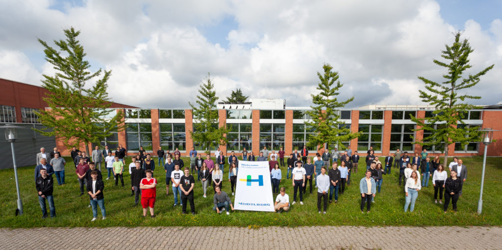 Auszubildende und Studenten am Heidelberg Standort Wiesloch-Walldorf 