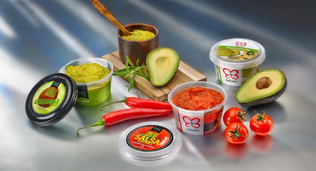 SuperLock Becher aus PP von Superfos mit Avocados und Chilis