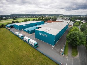 Halle mit Schriftzug TransPak