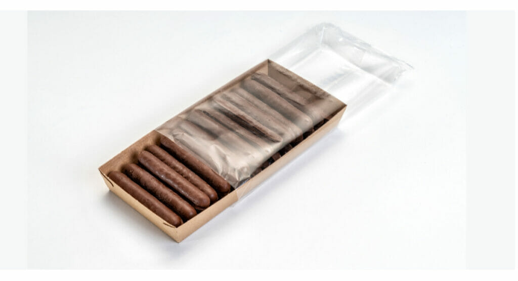 Nachhaltig verpacken: Die Elsässer Manufaktur nutzt mit der Schlauchbeutelmaschine bereits nachhaltige Verpackungsmaterialien wie Karton-Trays.