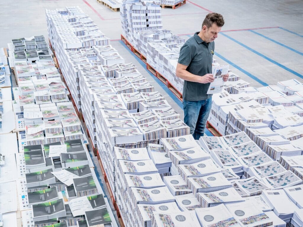 Die Stahlfolder P-Stacker Robotertechnologie sichert bei Heidelberg-Kunden autonome Falzproduktion über den gesamten Prozess.