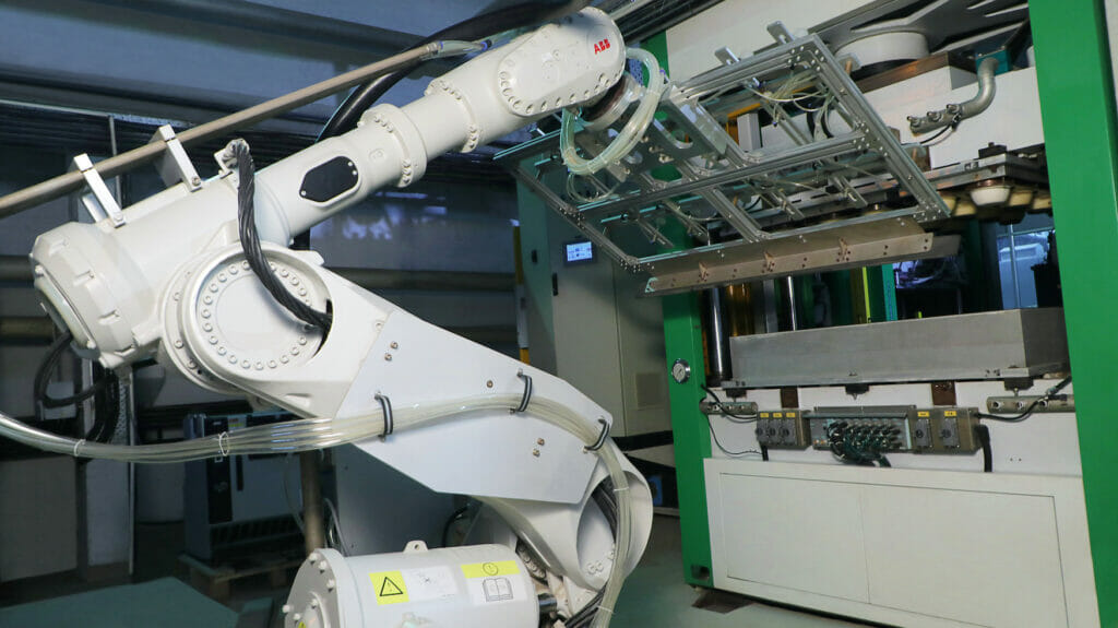 Ein Roboter von ABB im Einsatz in der Produktion bei Zume.