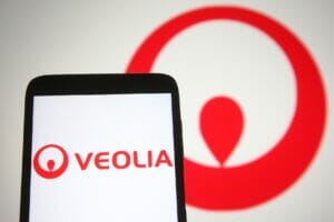 Veolia setzt hochwertige Harze aus recyceltem Kunststoff (FDA HDPE) ein.