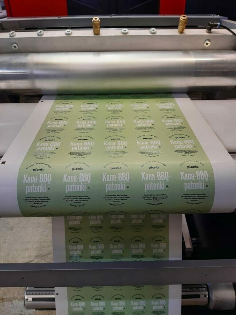 Biologisch-abbaubare Etiketten von Nordic Label zeichnen jetzt Baguettes und Brötchen von Picnic aus.