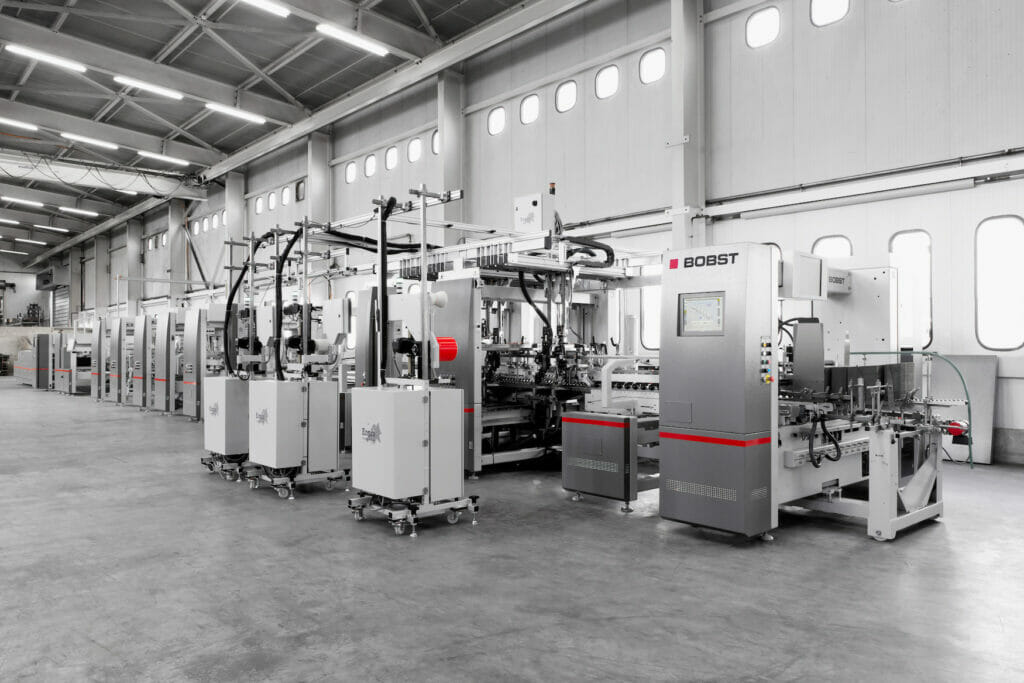 The popular Expertfold 165 from Bobst is now available in an extension specifically for e-commerce for packaging printing and packaging production in online retail.