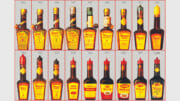 Bild von unterschiedlichen Verpackungen für Maggi Würze seit der Entstehung der Marke