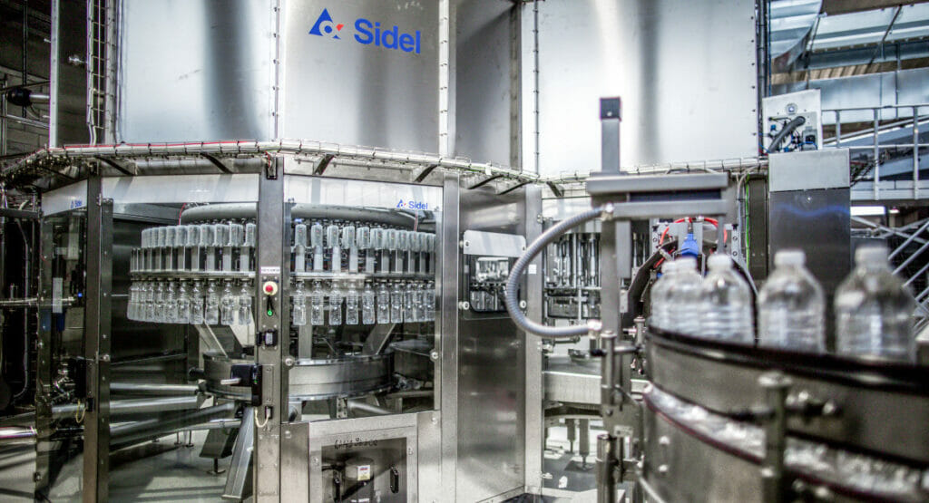 Mit der Abfüllkomplettanlage von Sidel kann Mont Roucous seine Produktion steigern.