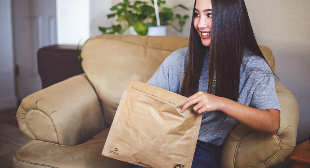 Die gepolsterten Versandtaschen von Henkel wurden vom cyclos-htp Institut als kompatibel für Reyclingsysteme zertifiziert.