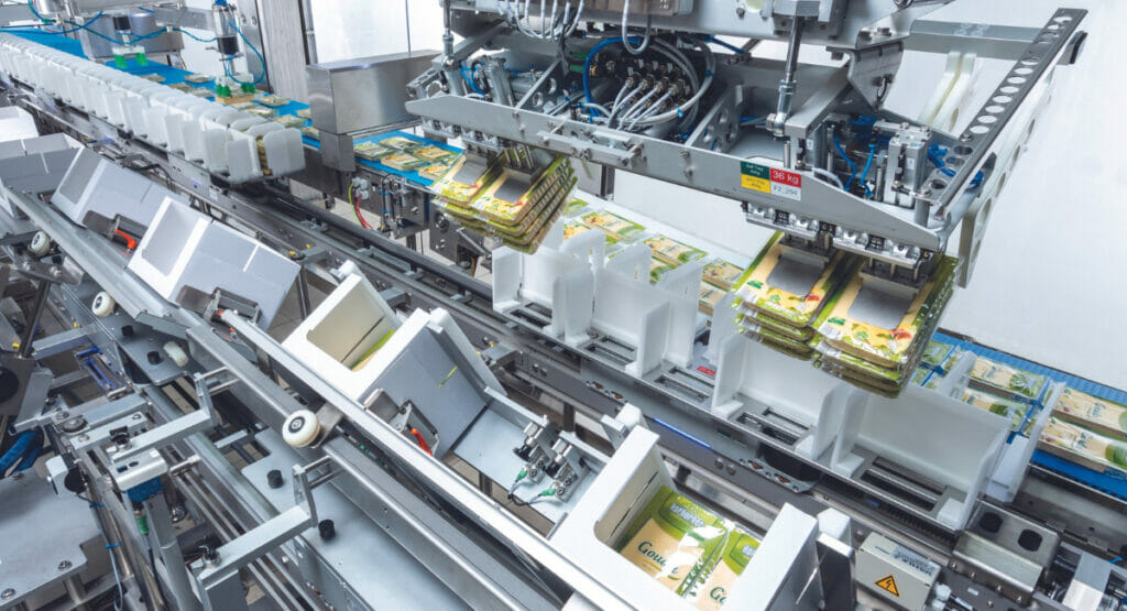 A fully automated, robot-supported overall solution increases efficiency, future-proofing and thus cost-effectiveness: the Schubert system (here at Jermi) packs more blisters per carton and thus saves resources.
