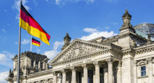 Der Gesetzentwurf zum Einwegkunststofffonds hat am 2. März 2023 den Bundestag passiert.