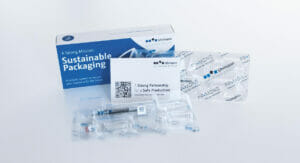 Packaging syringes, vials and ampoules in a combination blister and, in addition, information in various designs in a folding box - this is what the BLU 200 blister line specialises in.
