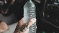 Für viele ist die Wasserflasche aus Kunststoff ein täglicher Anblick. Doch wie nachhaltig ist die Verpackung?