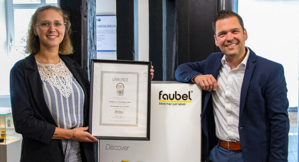Faubel-Geschäftsführer Martin Kuge und Personalreferentin Anna-Lena Kehl