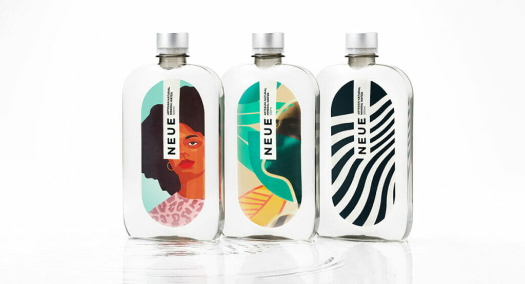 Die Wasserflasche von Berry besteht aus rPET und ist flach