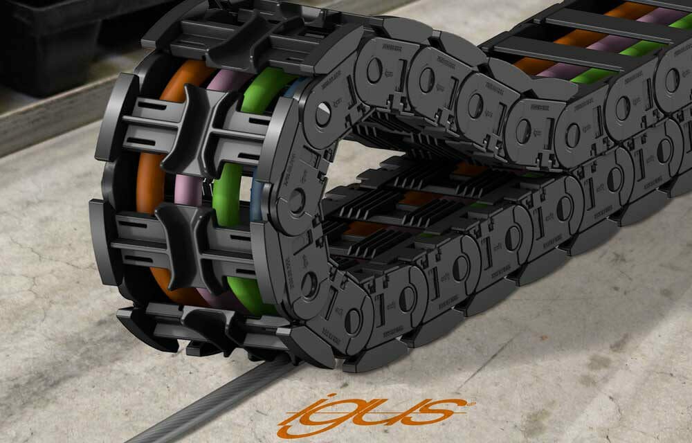 Energy chains often end up as industrial waste at the end of their service lives. The Chainge recycling initiative keeps the recyclable material within the circular flow.